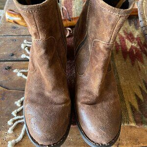 Born Booties Women size 9.5